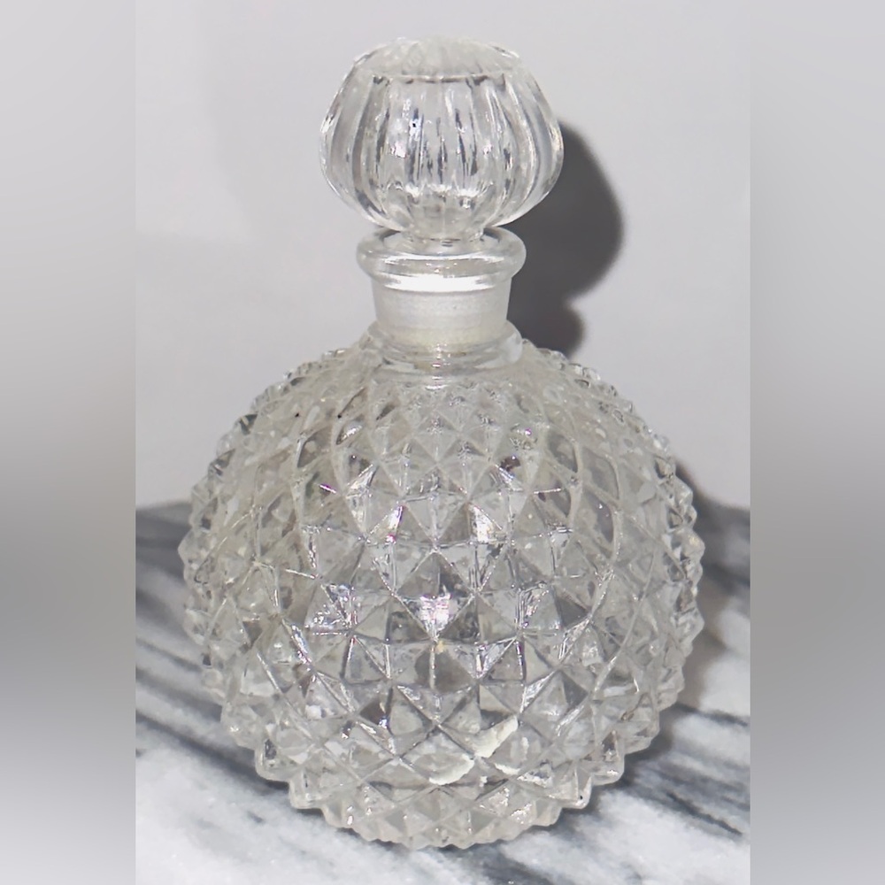 Vintage Colony Lead Crystal Perfume Bottle With Stopper Diamond Point Pattern